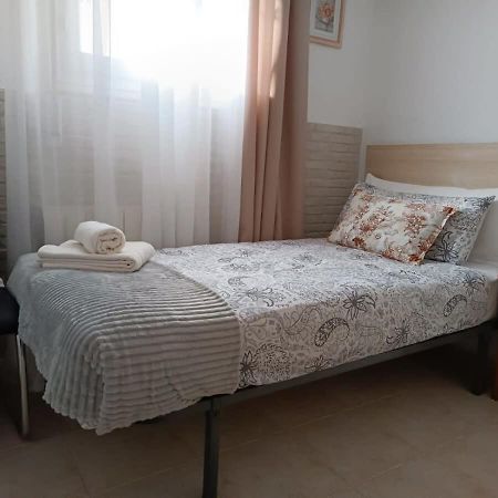Quaint Ground Floor Apartment With Pool Lb1 Torrevieja Dış mekan fotoğraf