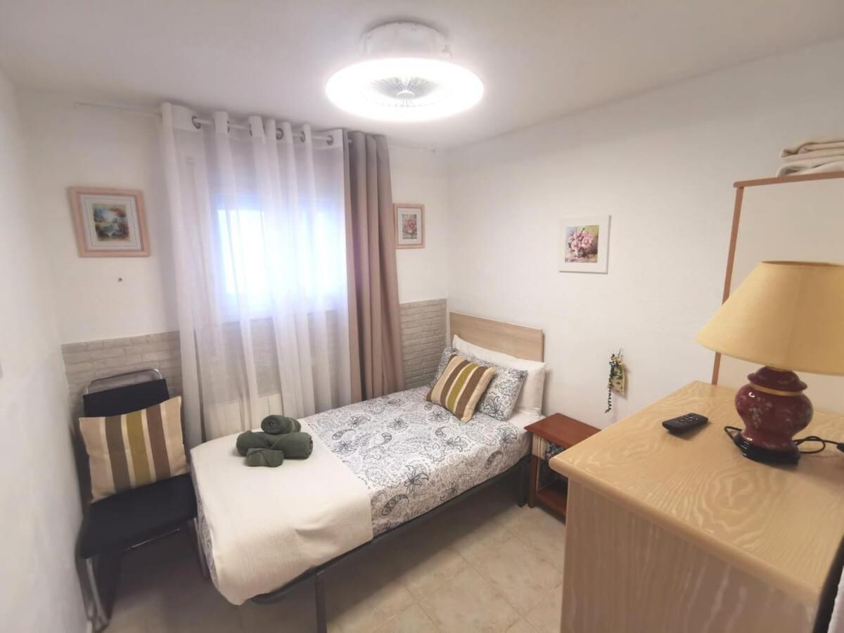 Quaint Ground Floor Apartment With Pool Lb1 Torrevieja Dış mekan fotoğraf