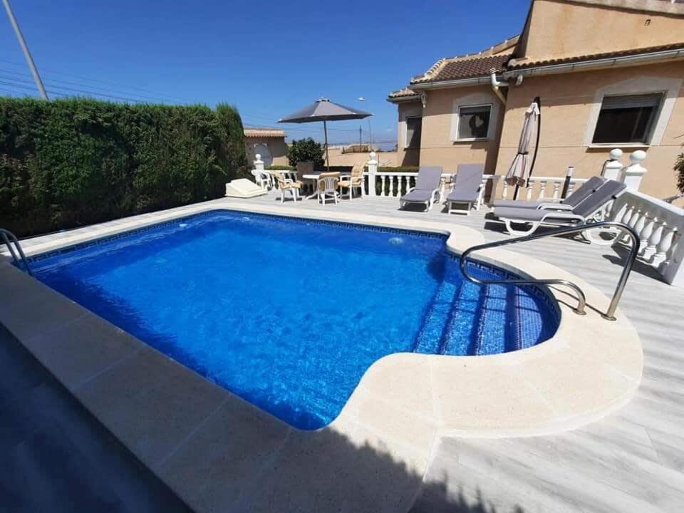 Quaint Ground Floor Apartment With Pool Lb1 Torrevieja Dış mekan fotoğraf