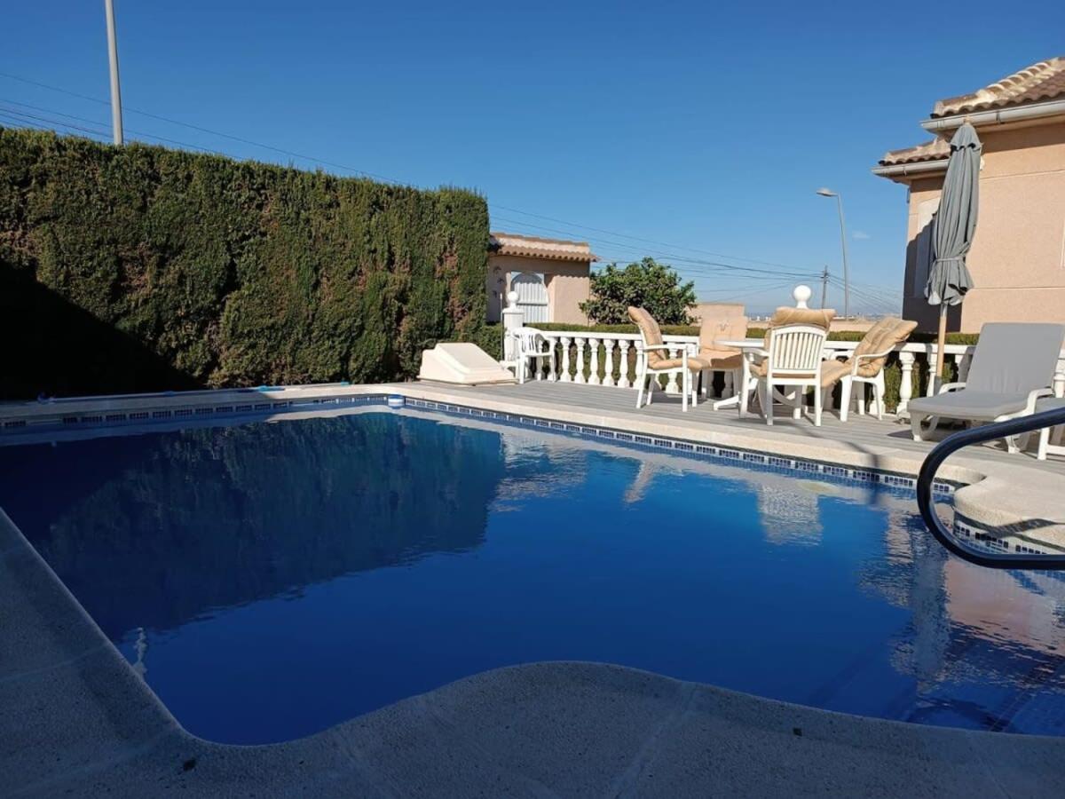 Quaint Ground Floor Apartment With Pool Lb1 Torrevieja Dış mekan fotoğraf